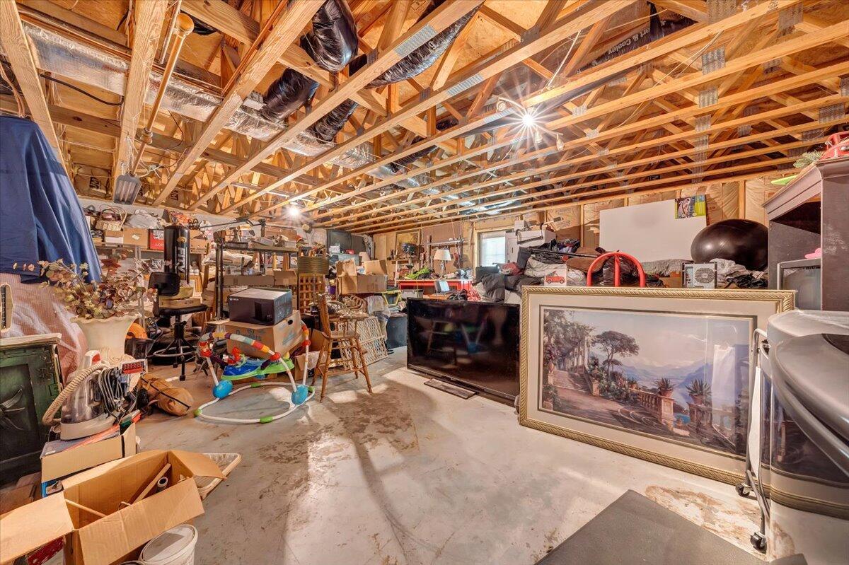 1464 Flint Hill RD