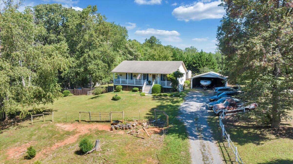 1464 Flint Hill RD