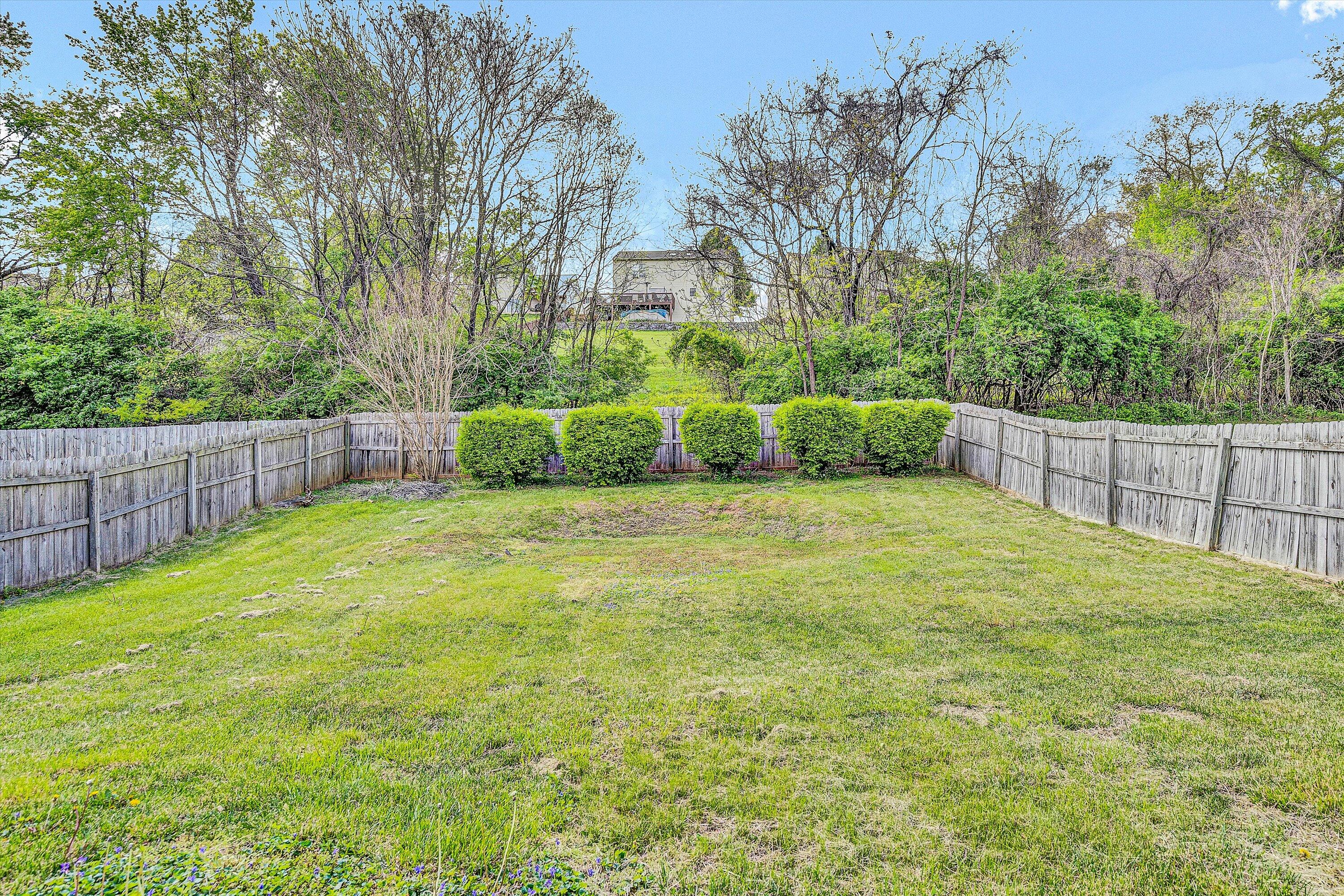 4838 HORSEMAN DR NE