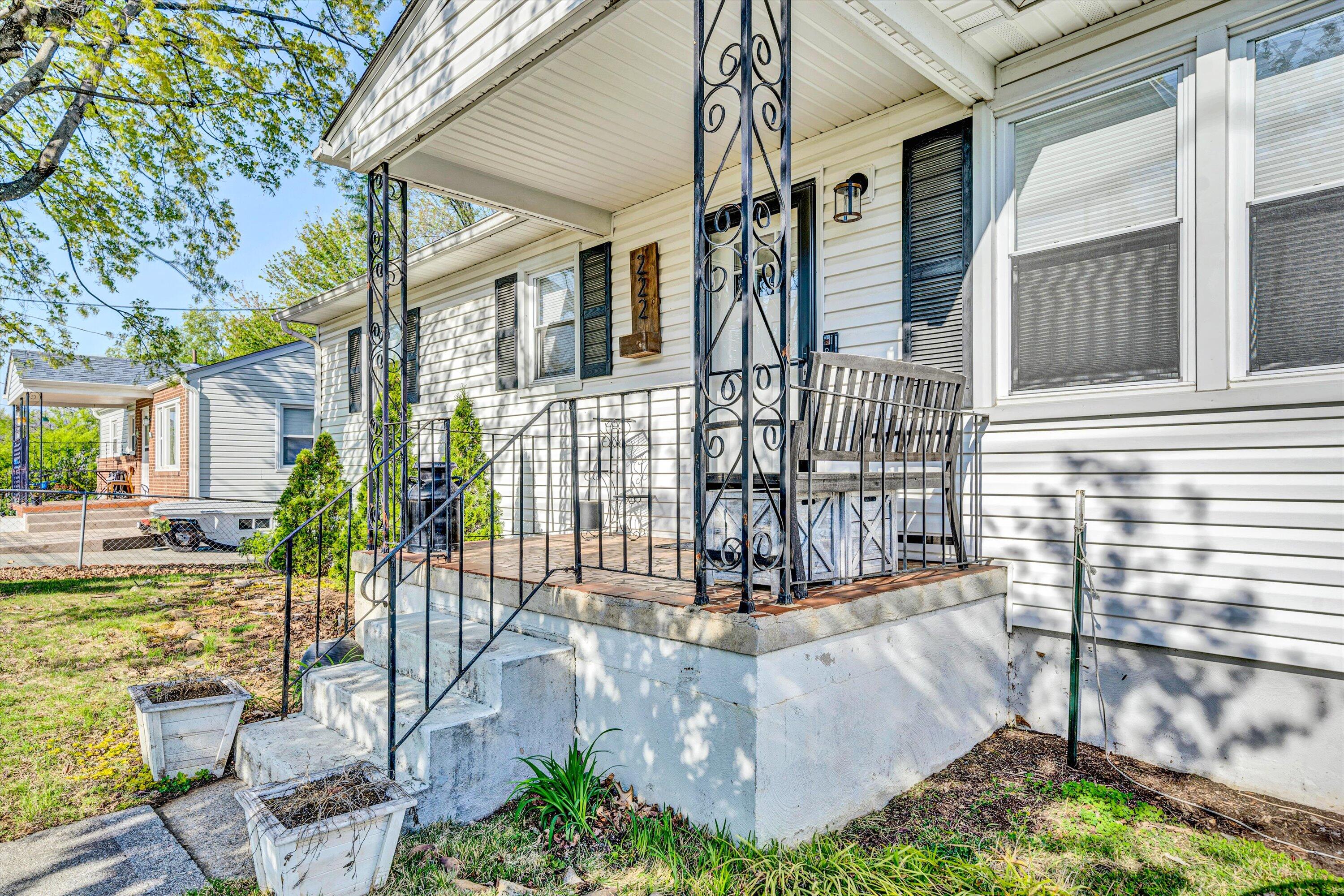 222 Braxton Ave AVE