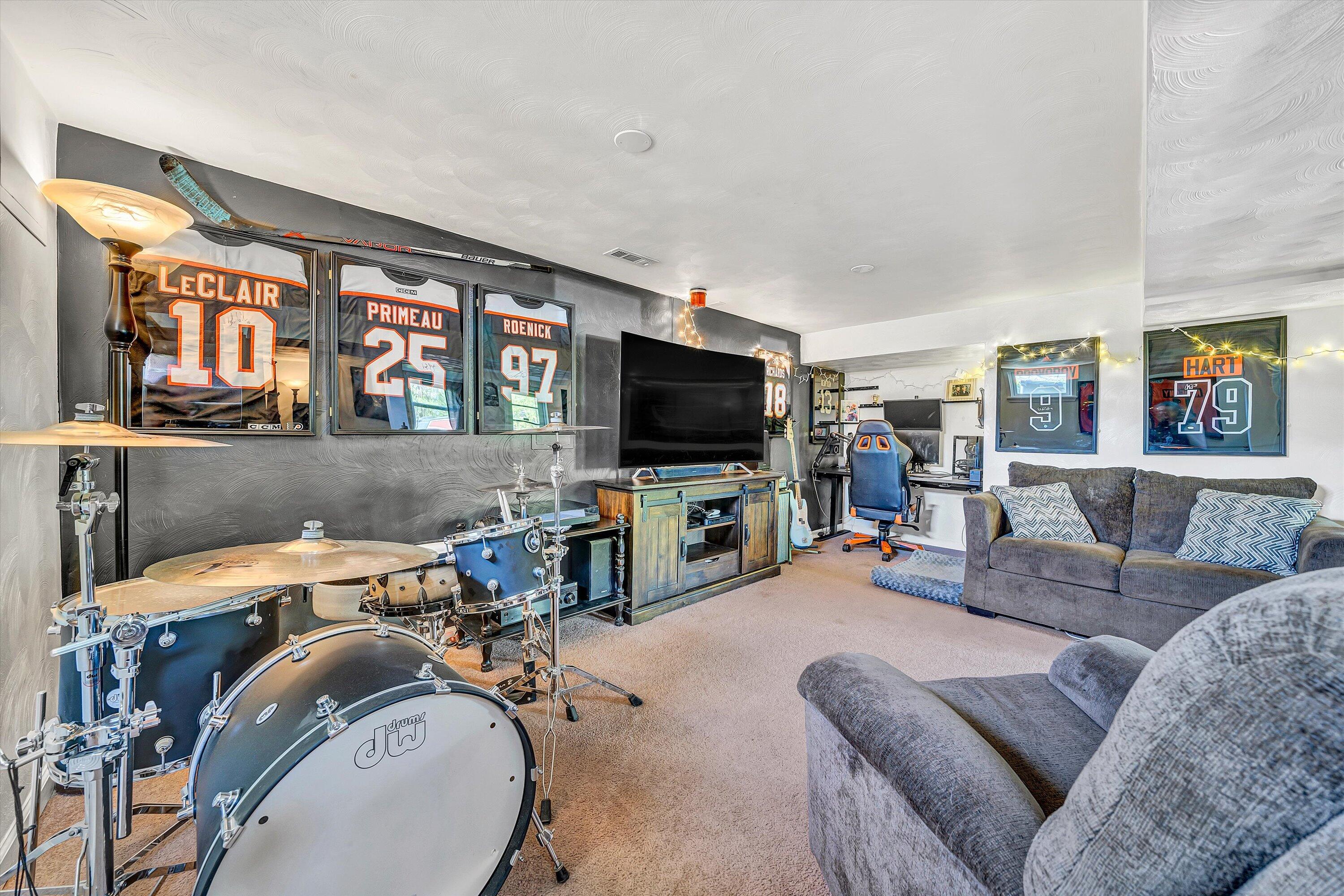 222 Braxton Ave AVE