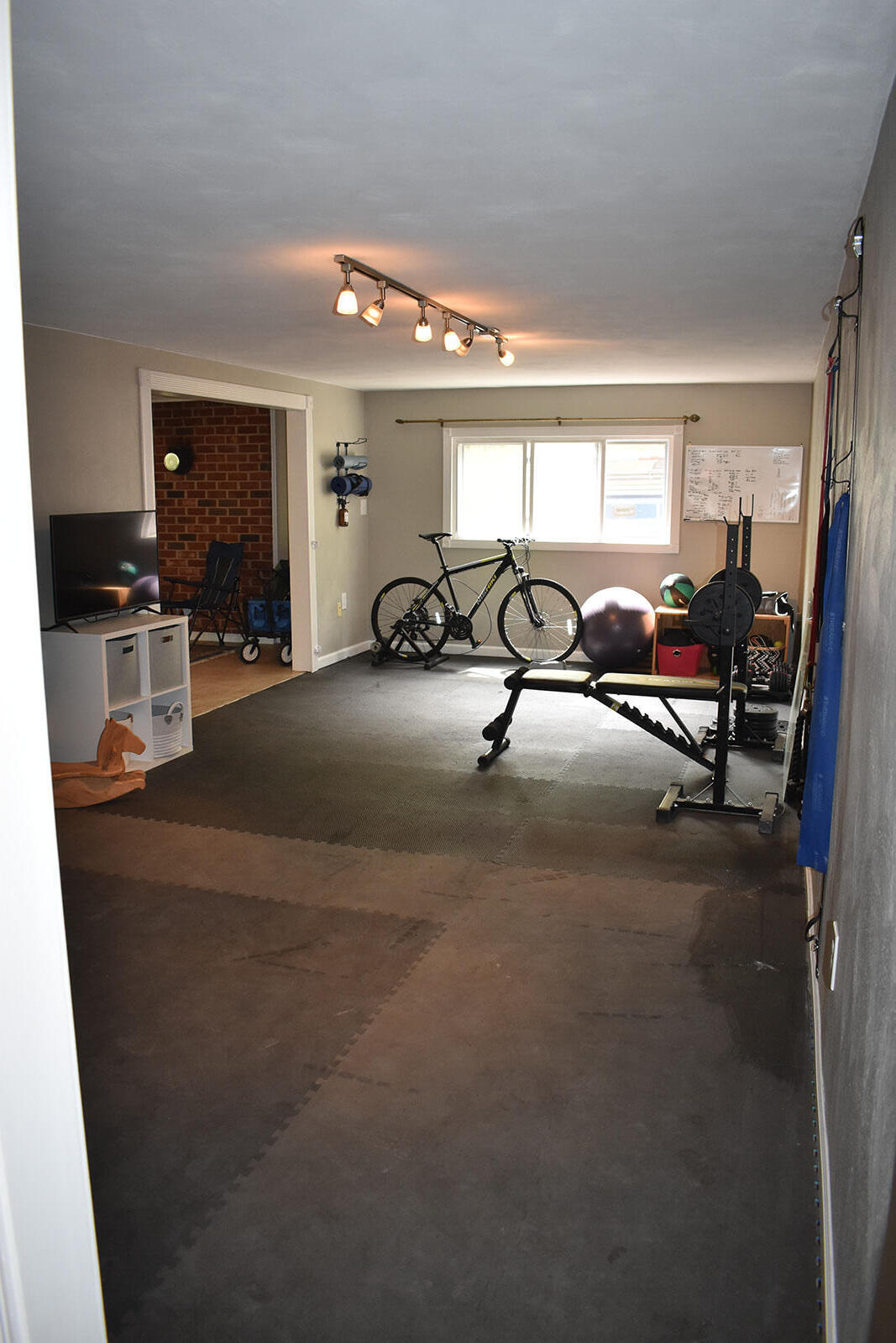 2547 Summit Ridge RD