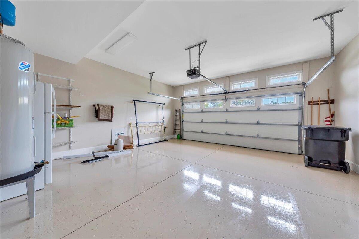 4628 Leigh LN