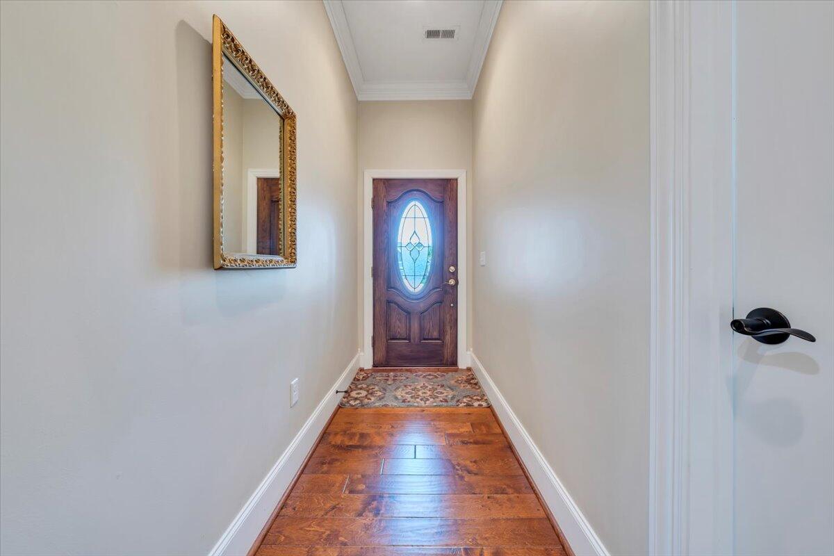 4628 Leigh LN
