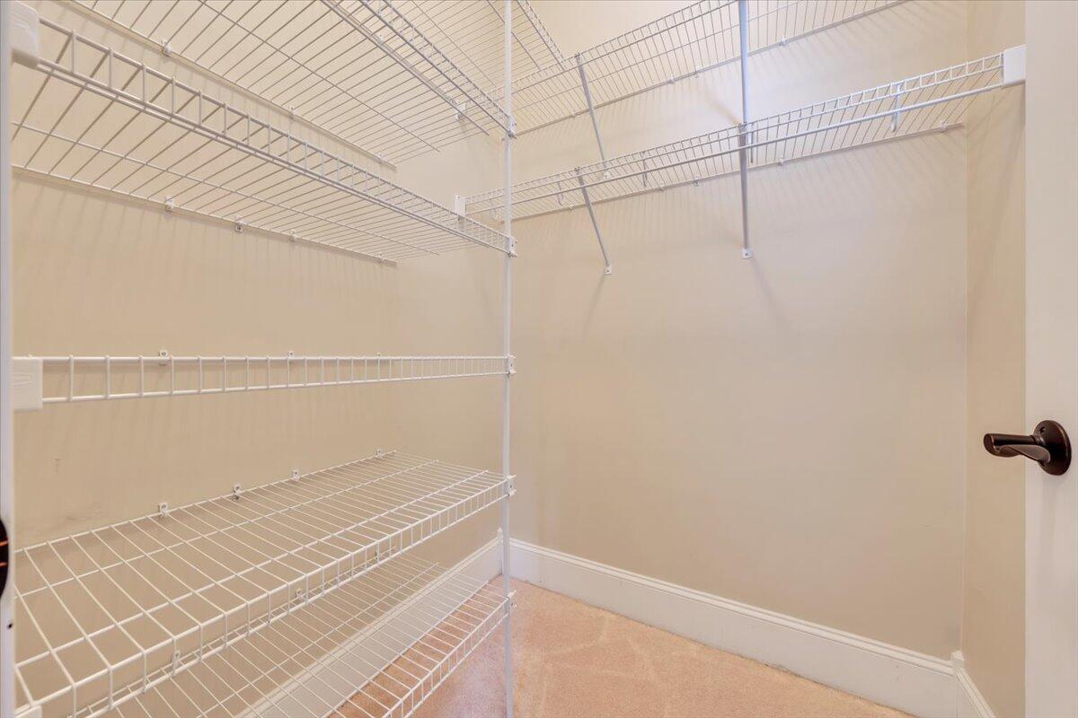 4628 Leigh LN