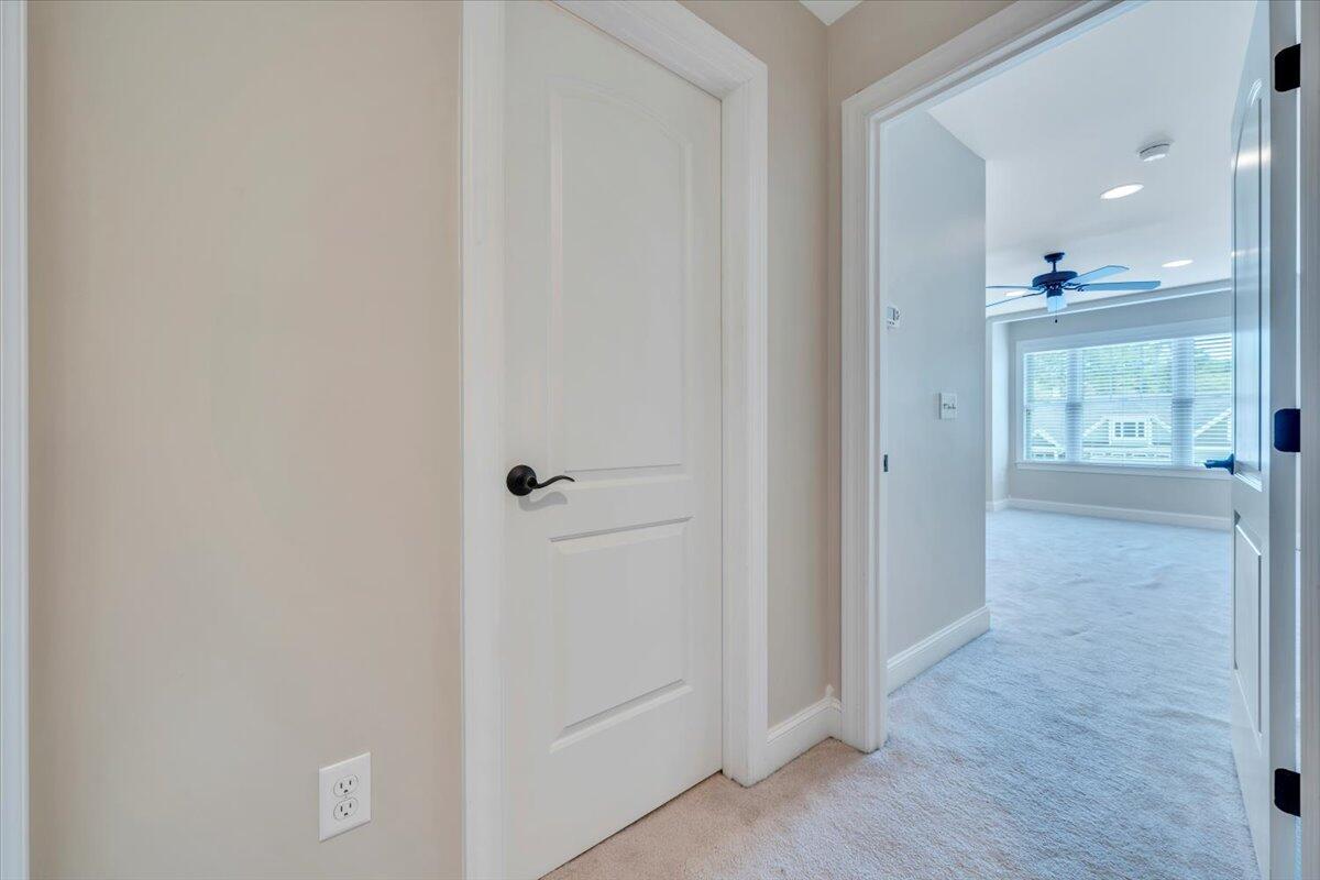4628 Leigh LN