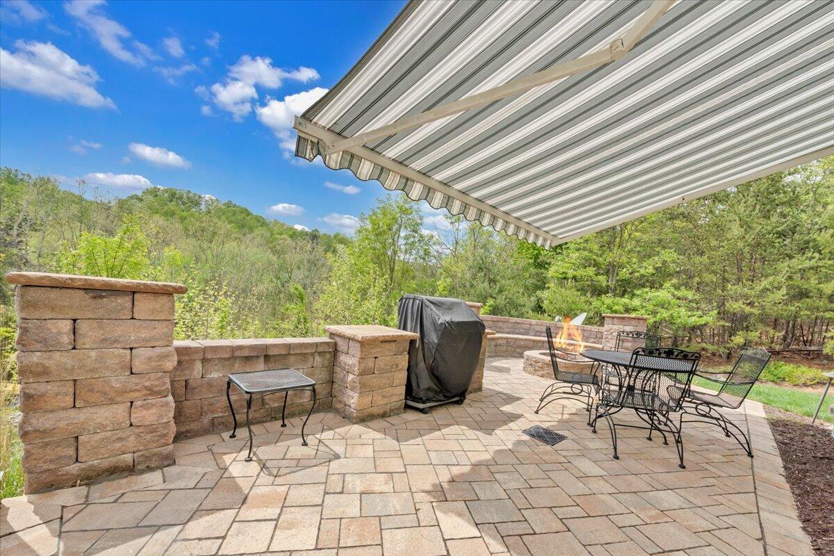 4628 Leigh LN