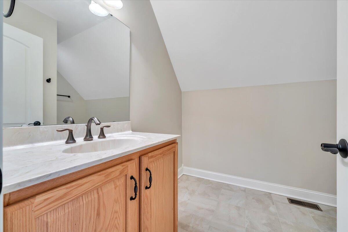 4628 Leigh LN