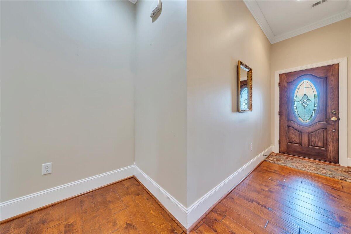 4628 Leigh LN