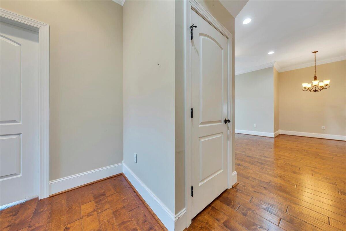 4628 Leigh LN