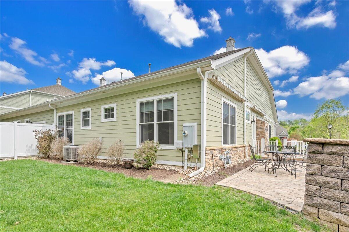 4628 Leigh LN