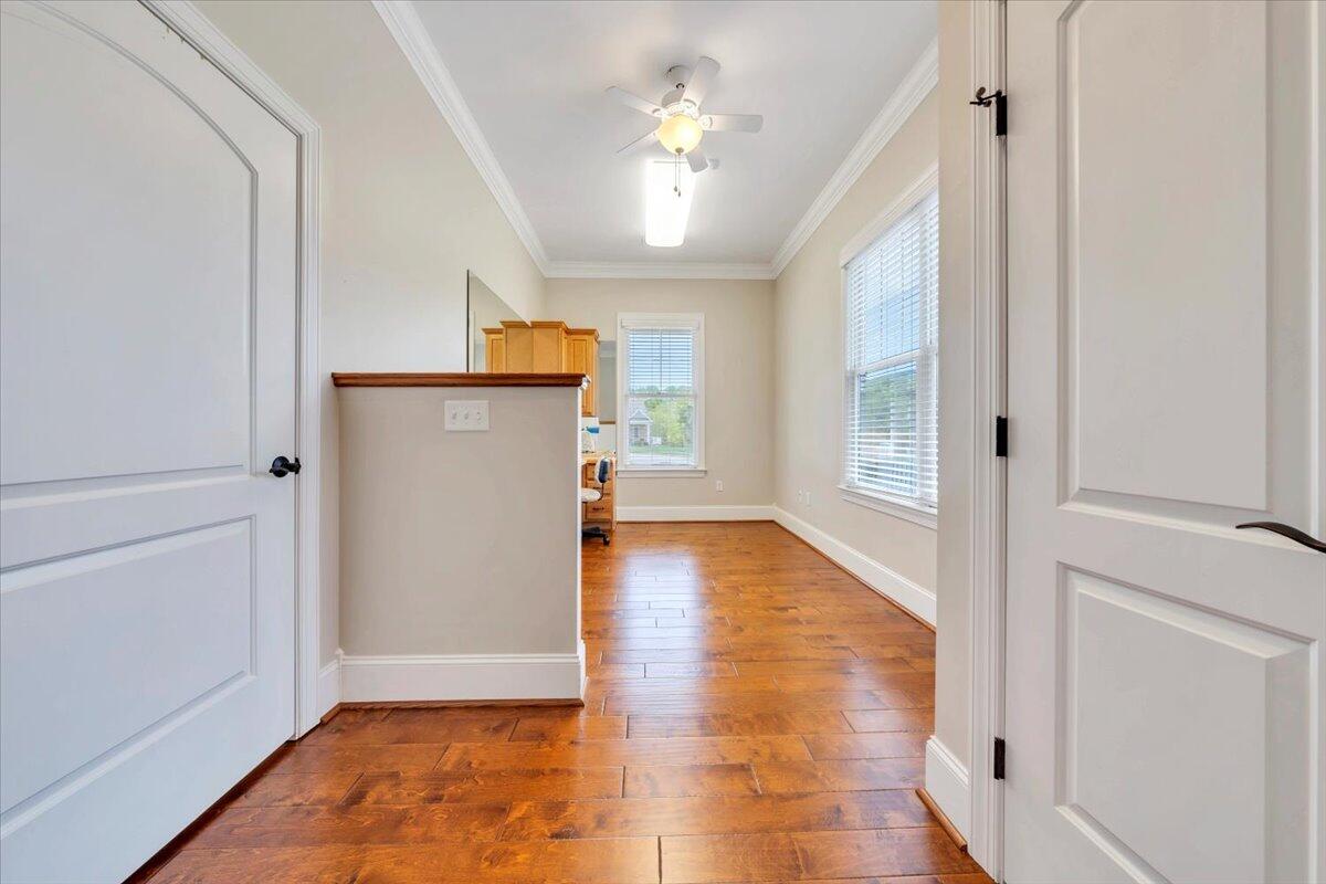 4628 Leigh LN