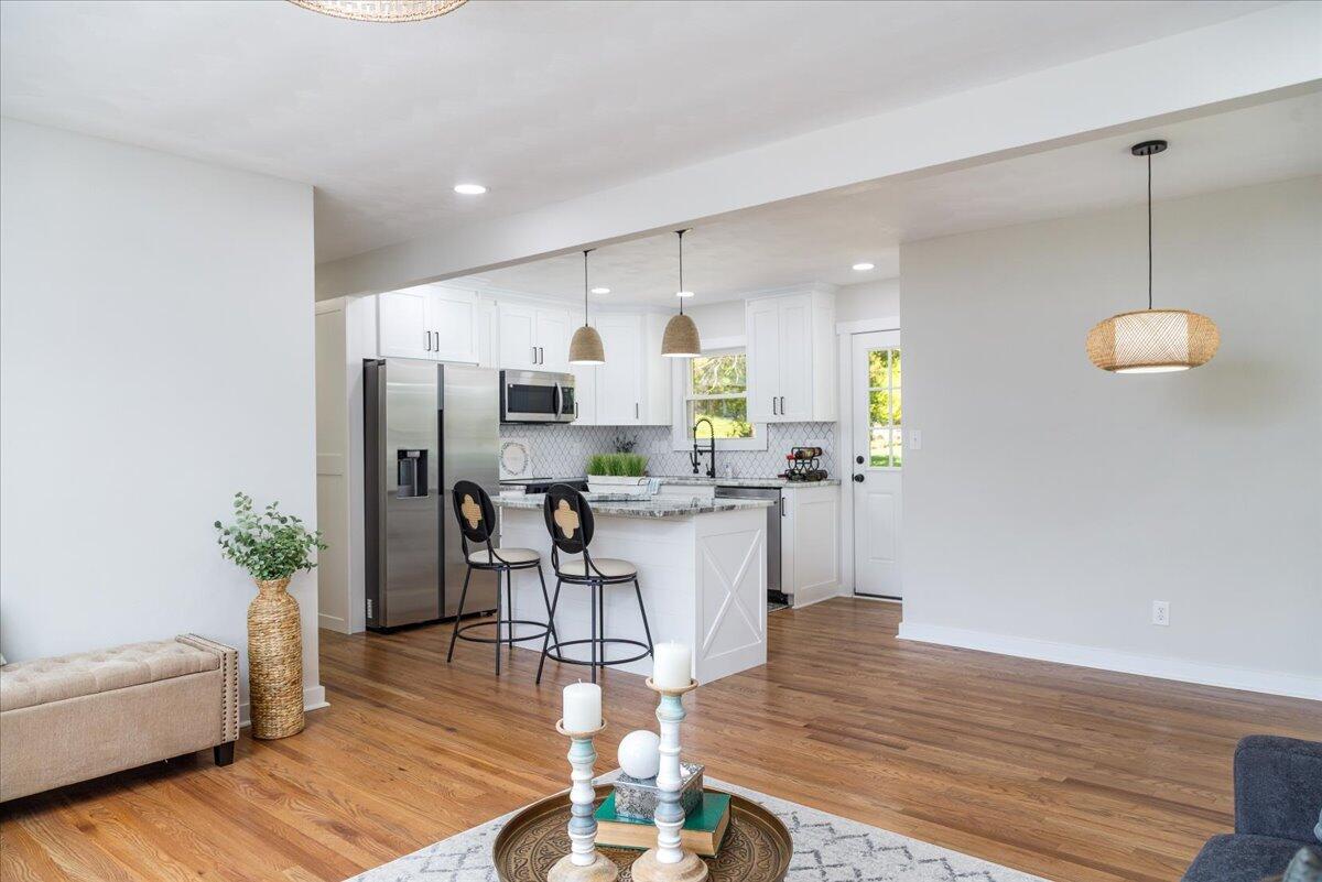 1124 Hartsook BLVD SE