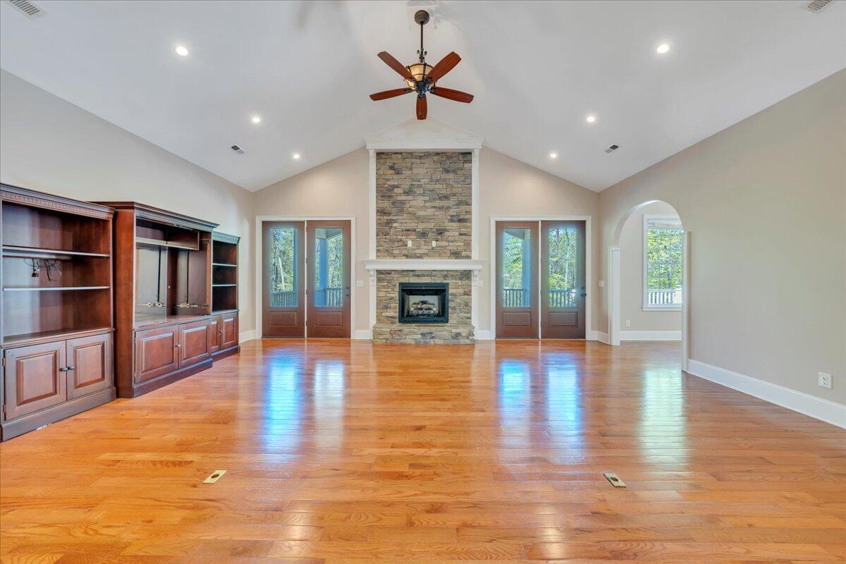 138 Binnacle DR