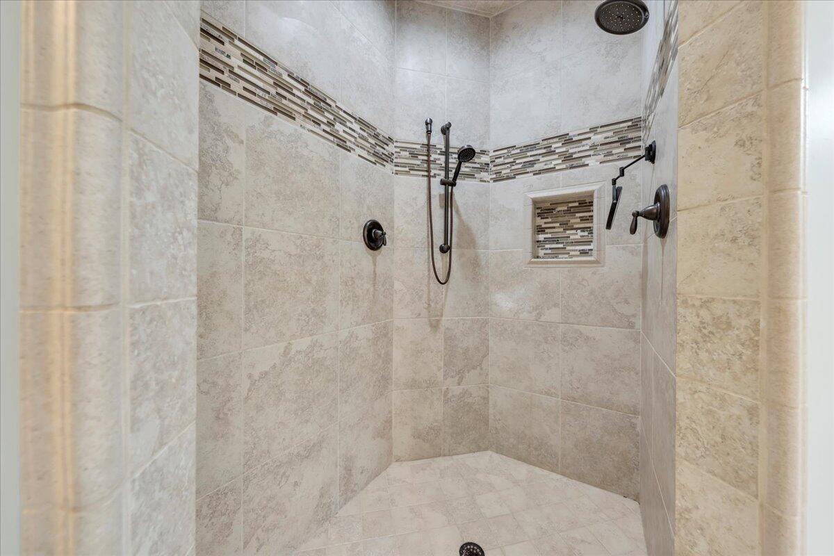 138 Binnacle DR