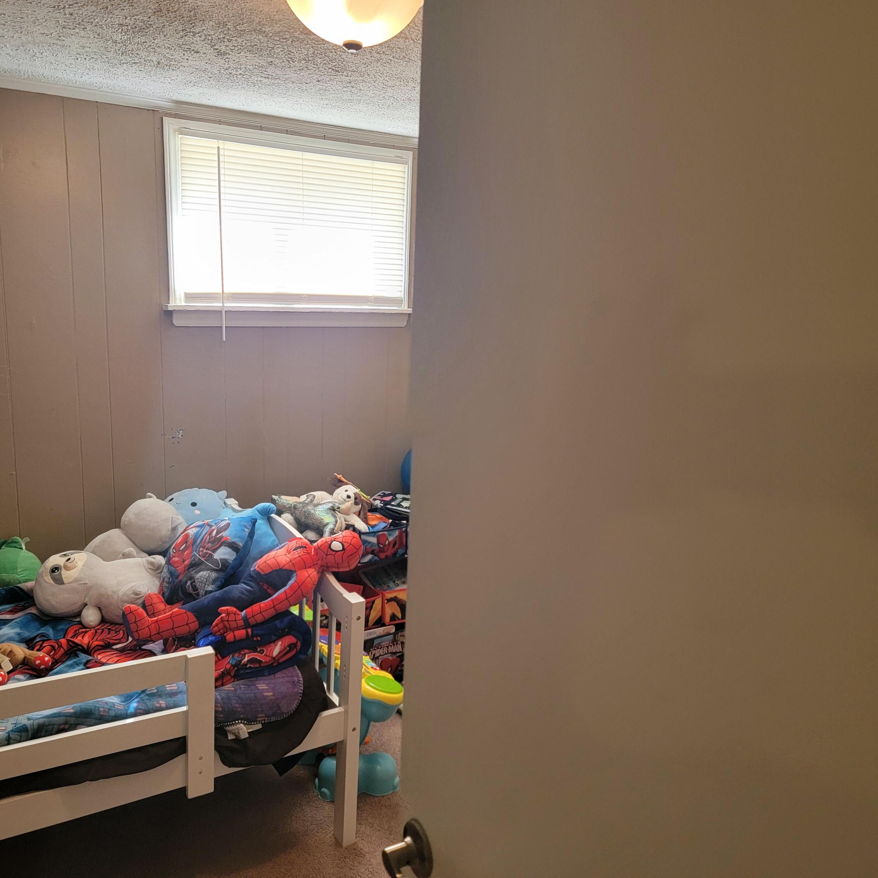 1106 Hogan RD