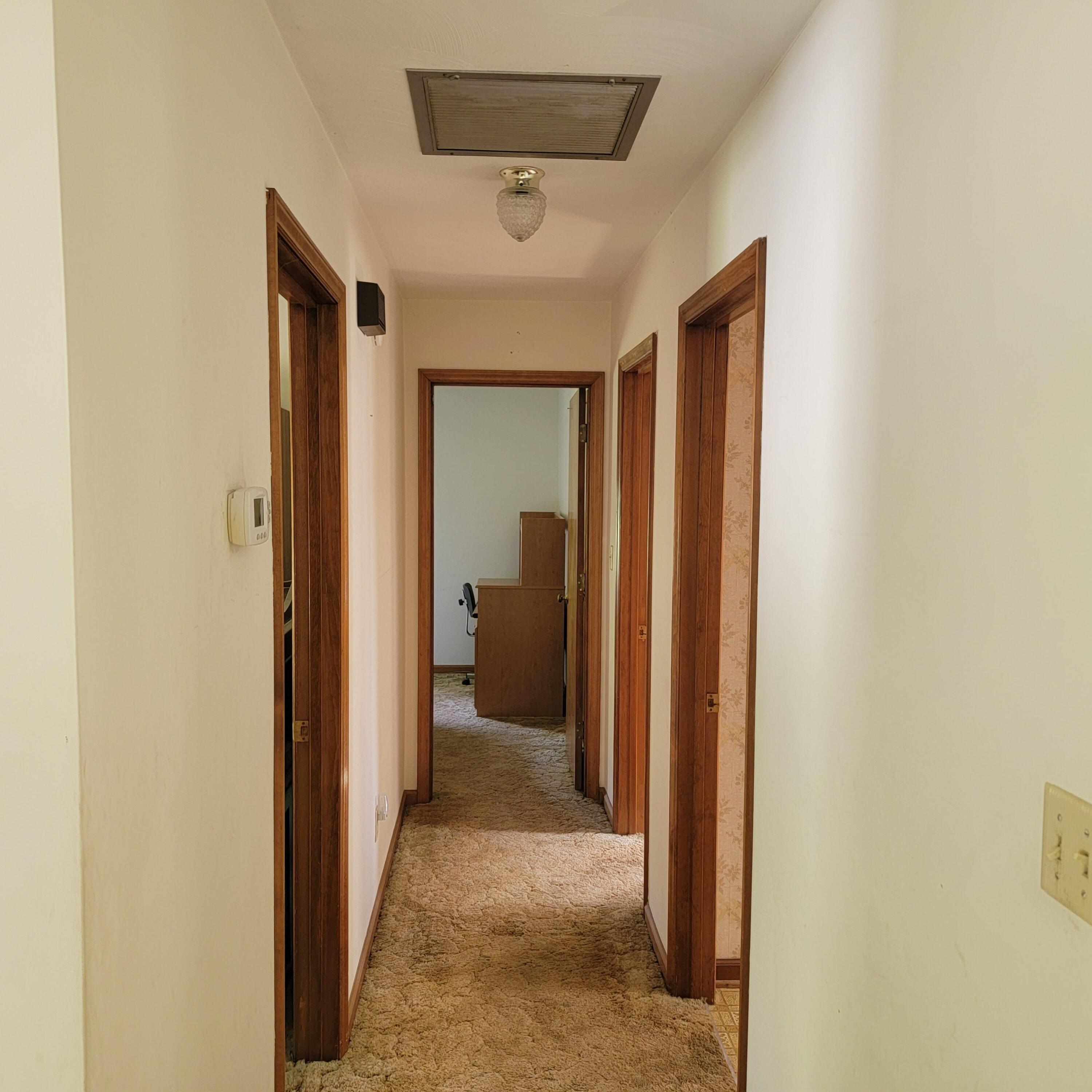1106 Hogan RD