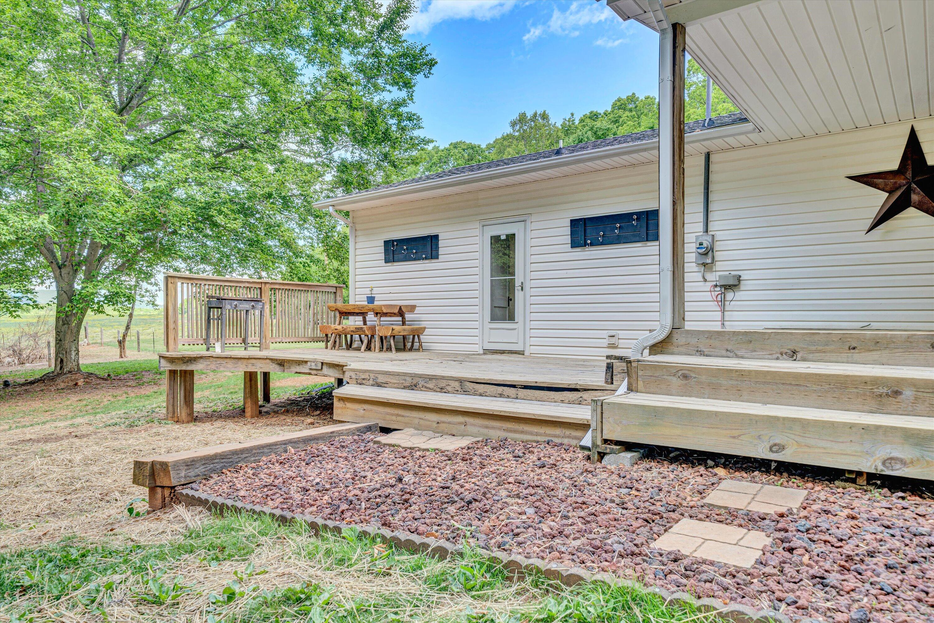 1999 Edwardsville RD