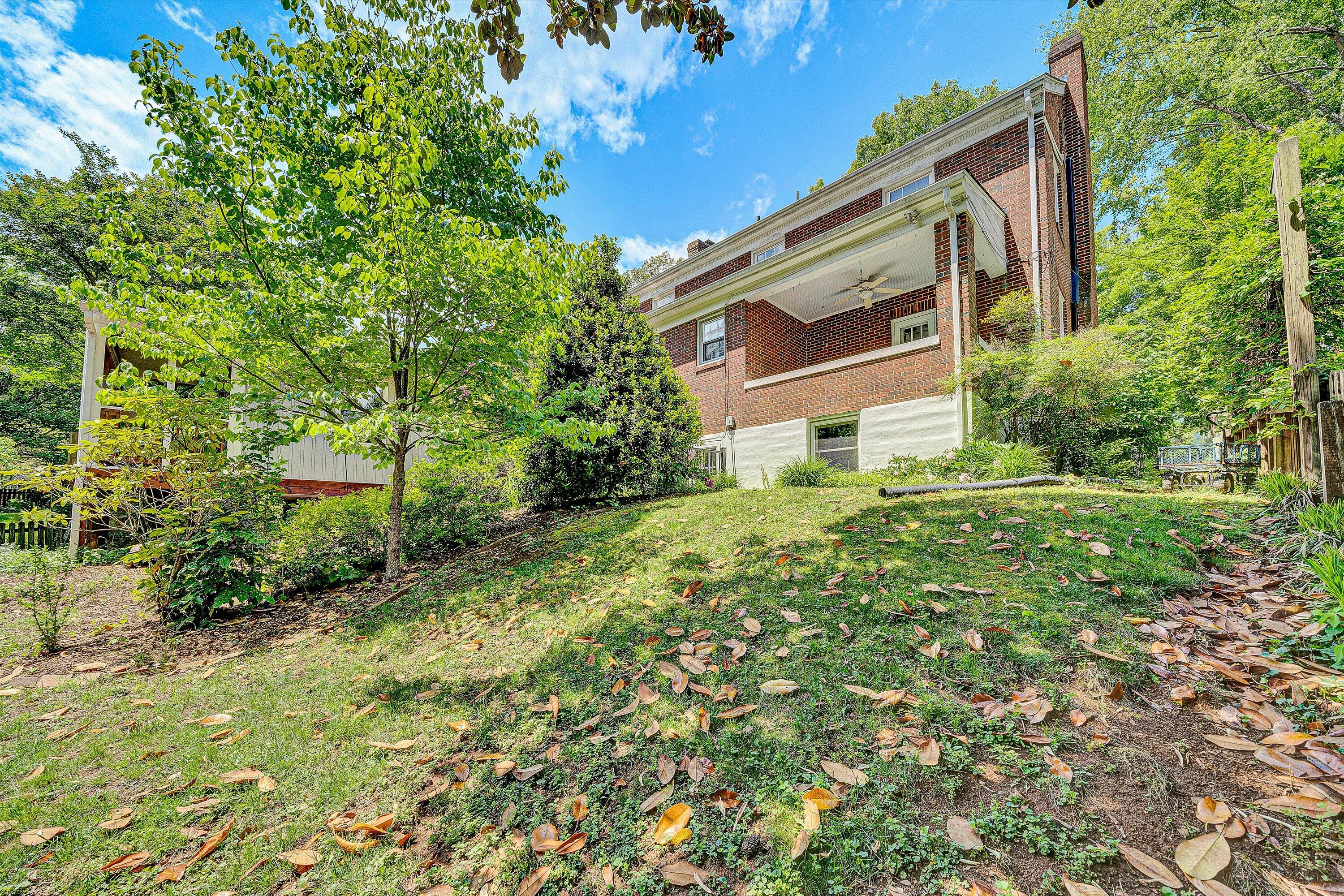 2032 Mount Vernon RD SW