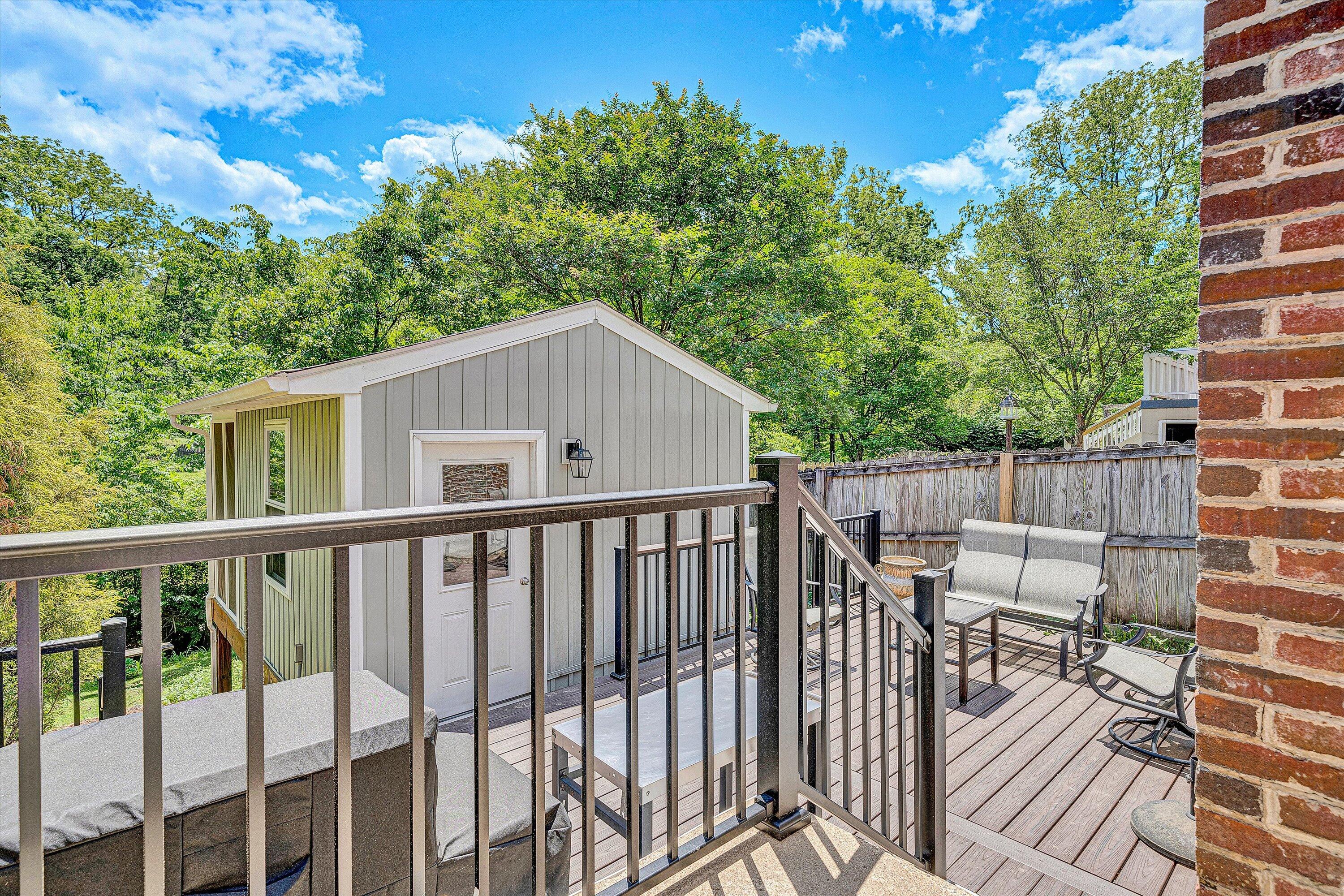 2032 Mount Vernon RD SW