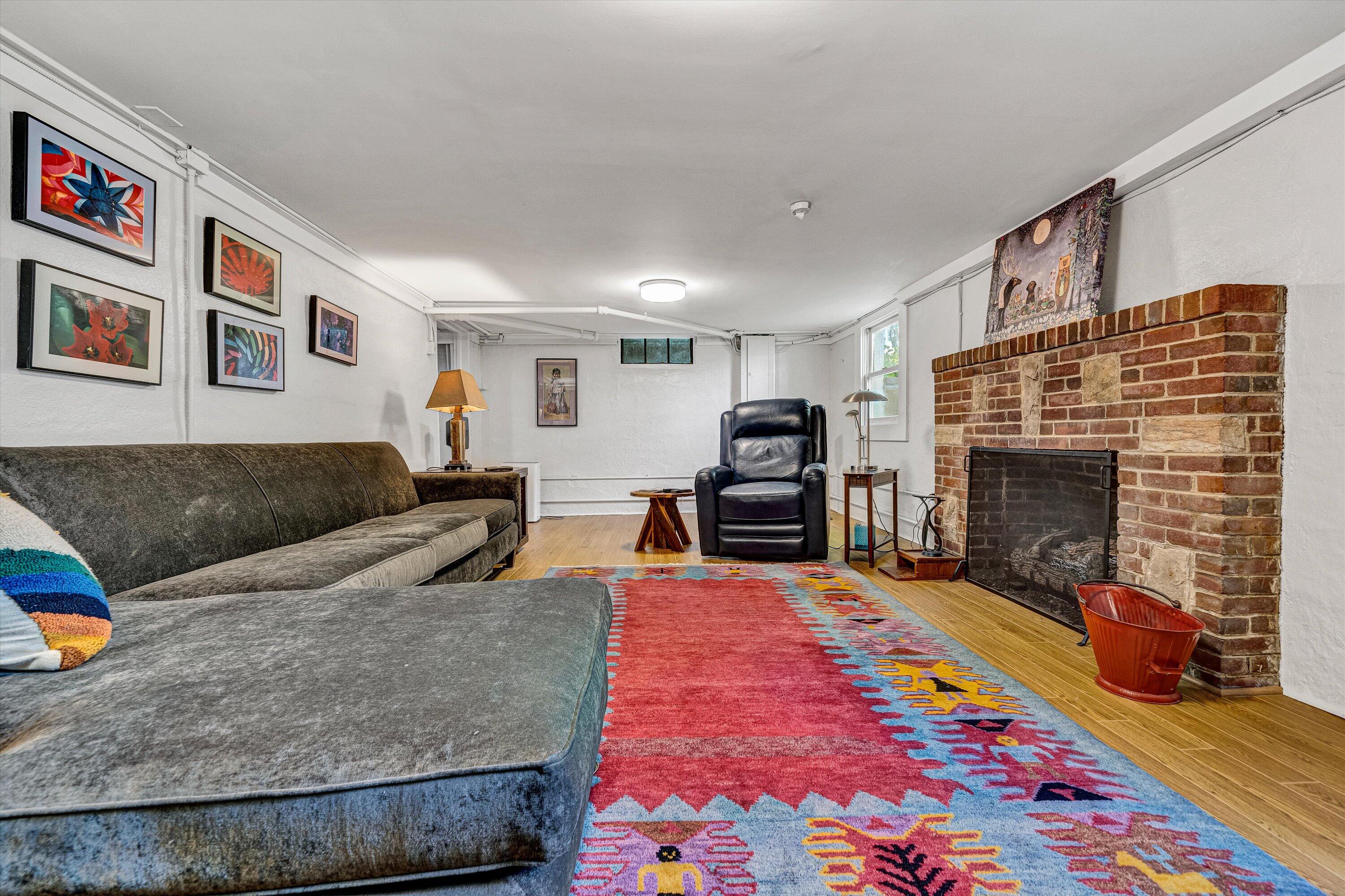 2032 Mount Vernon RD SW