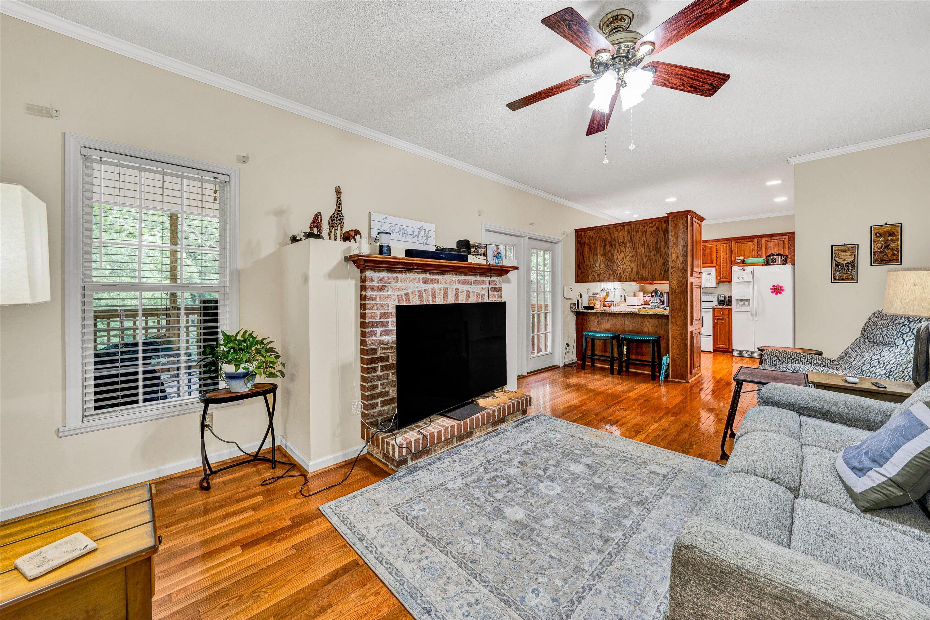 6570 Shingle Ridge RD