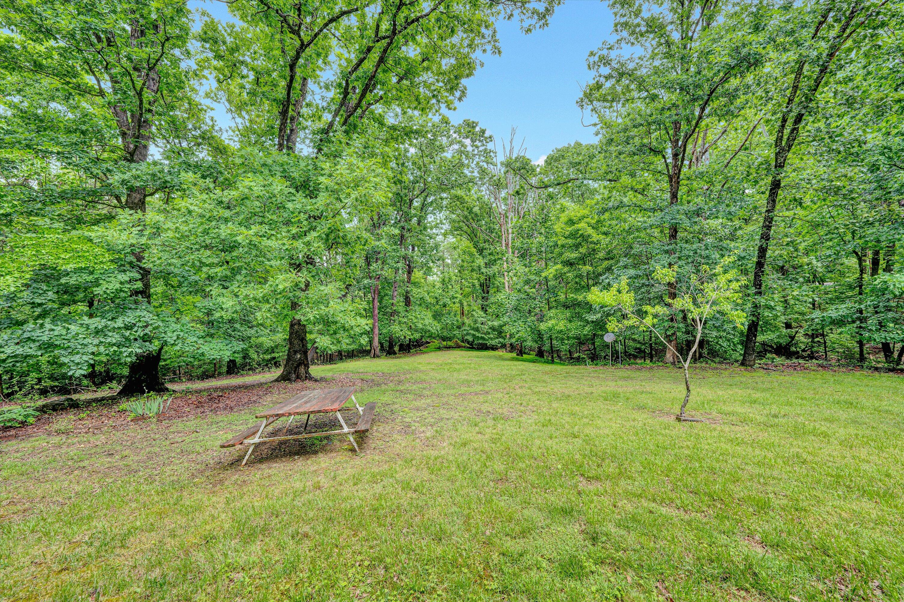 6570 Shingle Ridge RD