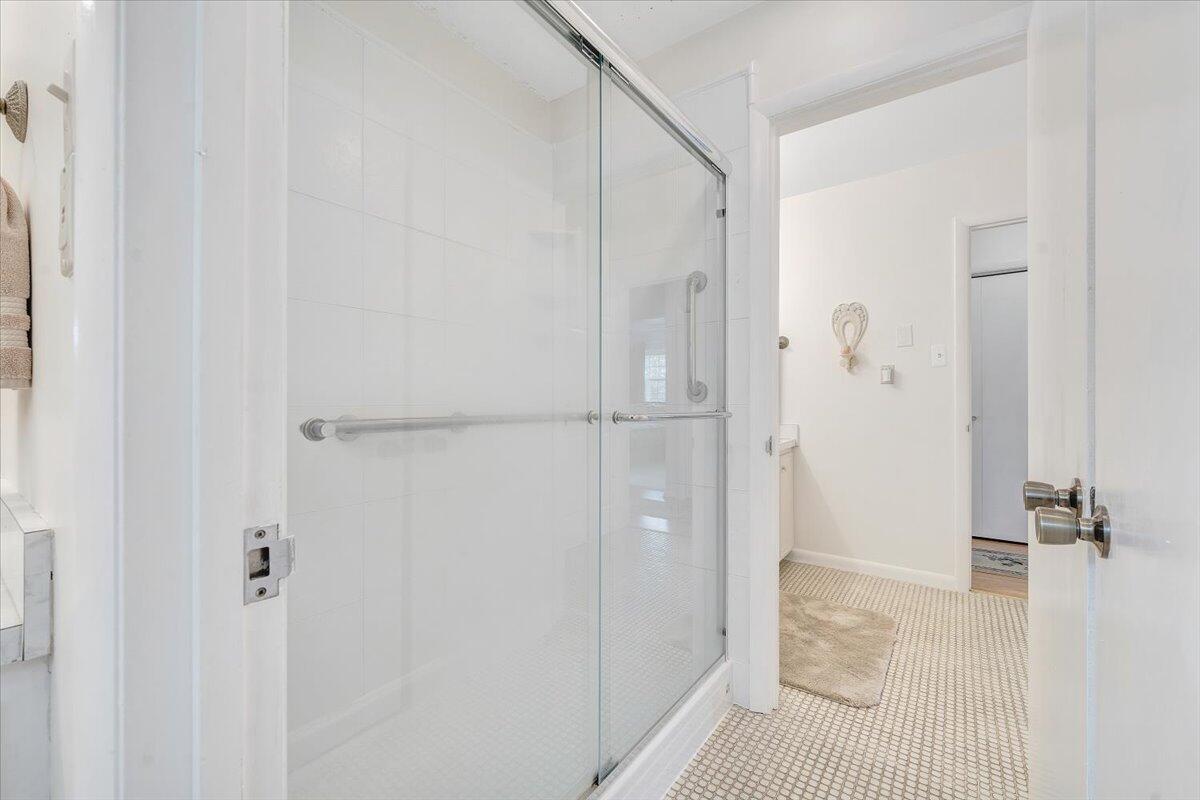30 Benbrook CIR NE