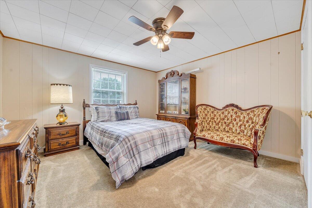 30 Benbrook CIR NE