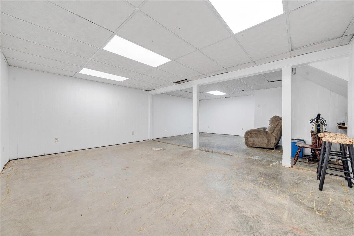 30 Benbrook CIR NE