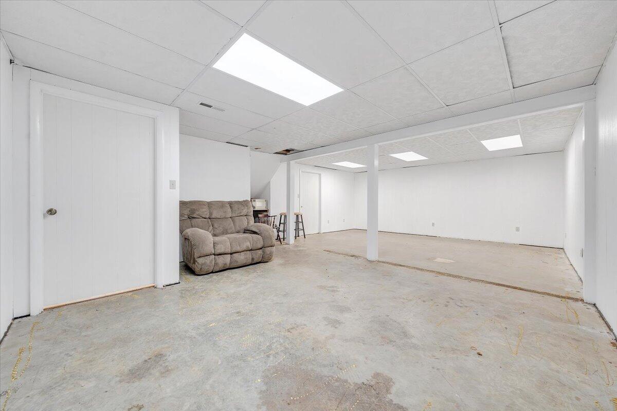 30 Benbrook CIR NE