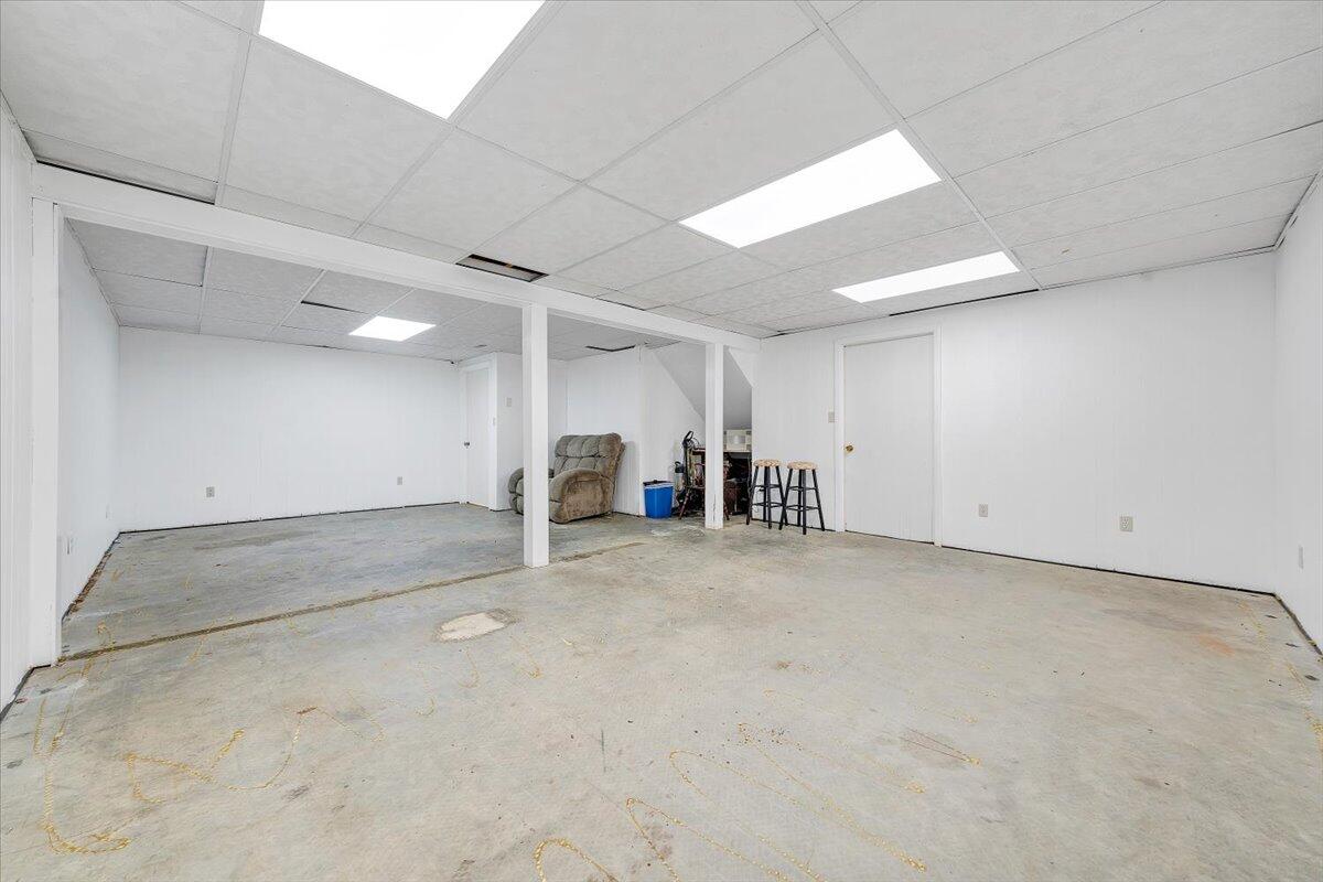 30 Benbrook CIR NE