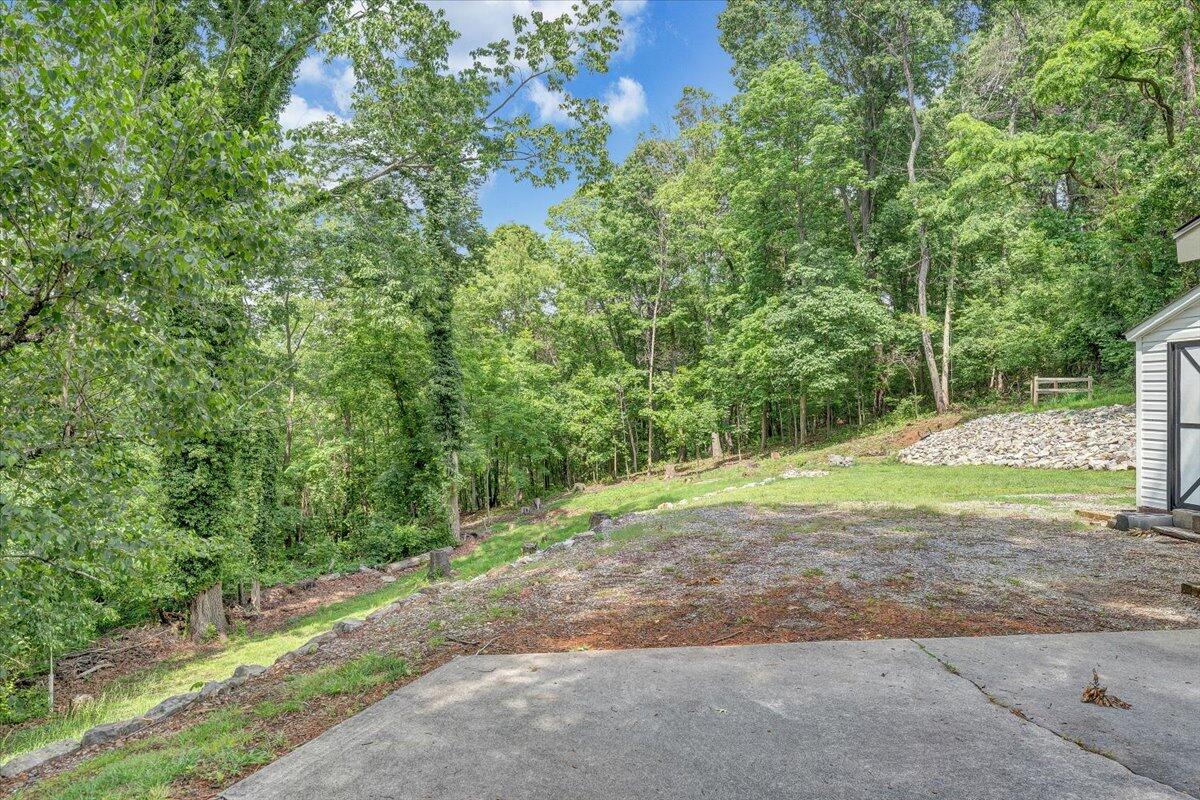 30 Benbrook CIR NE