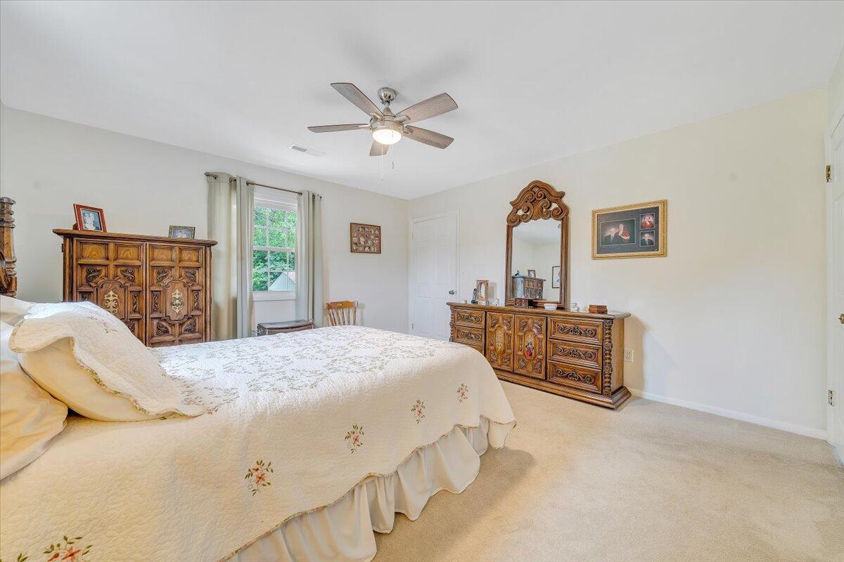 30 Benbrook CIR NE