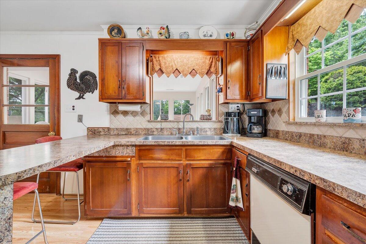 30 Benbrook CIR NE