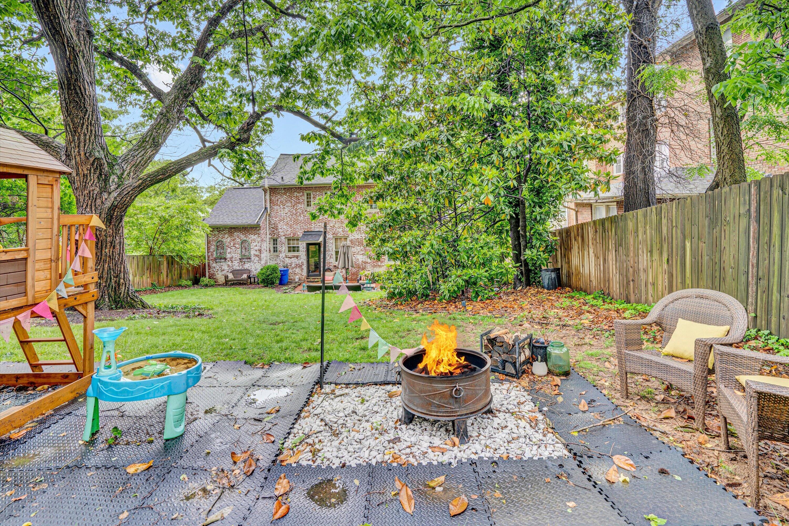 2408 Avenham AVE SW