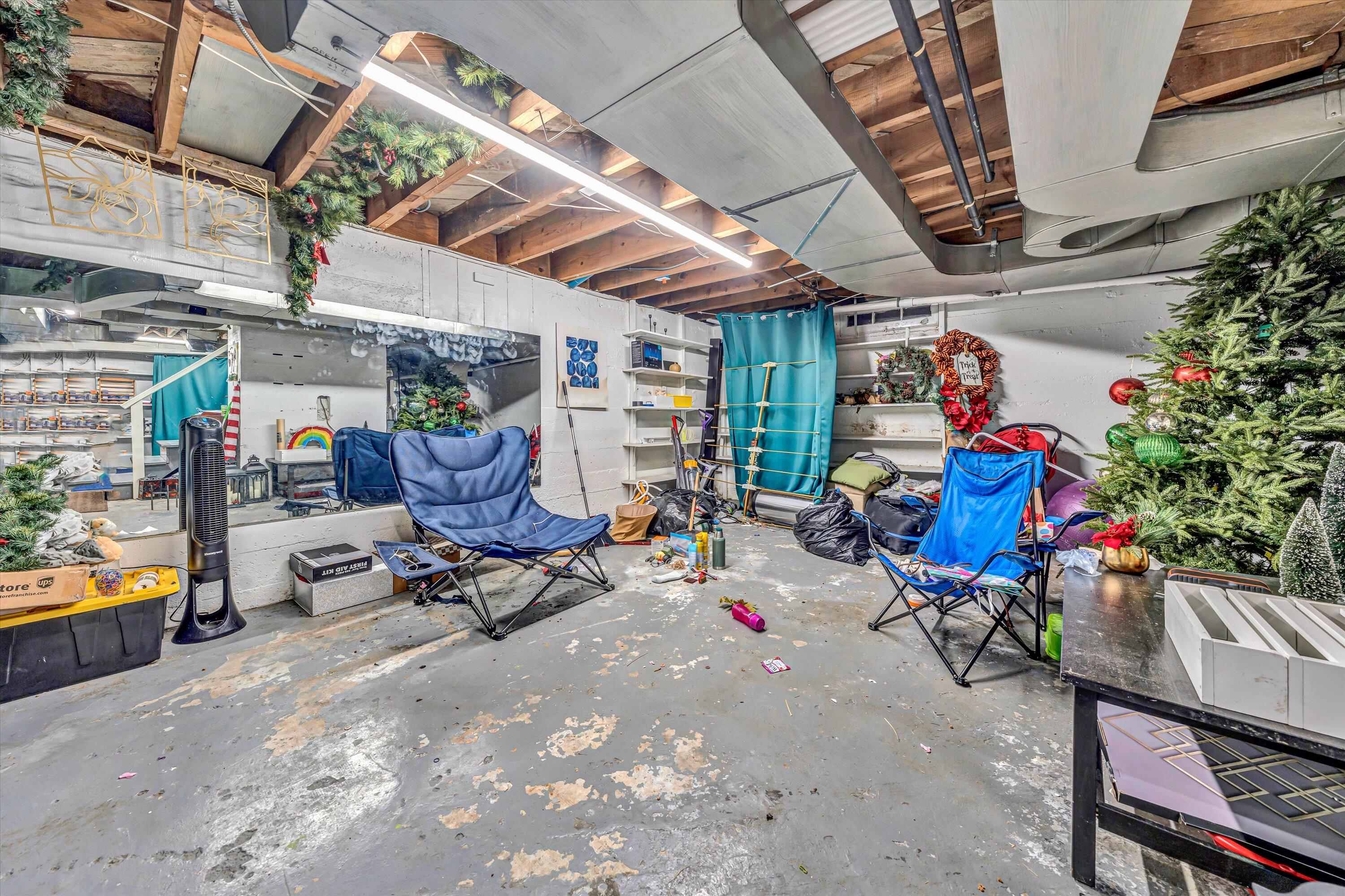 2408 Avenham AVE SW