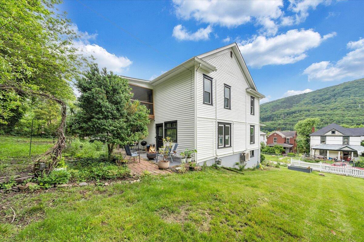 108 Alleghany ST