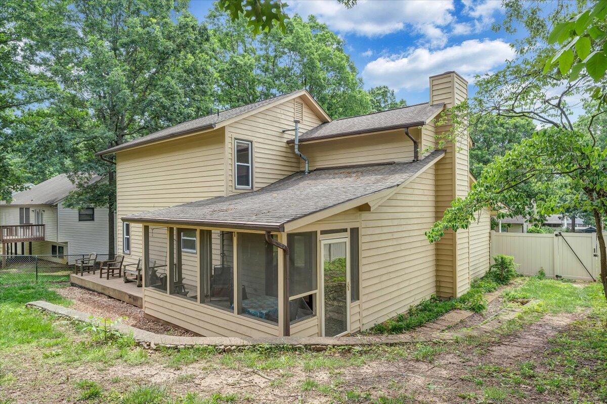 1894 Woodmere CT