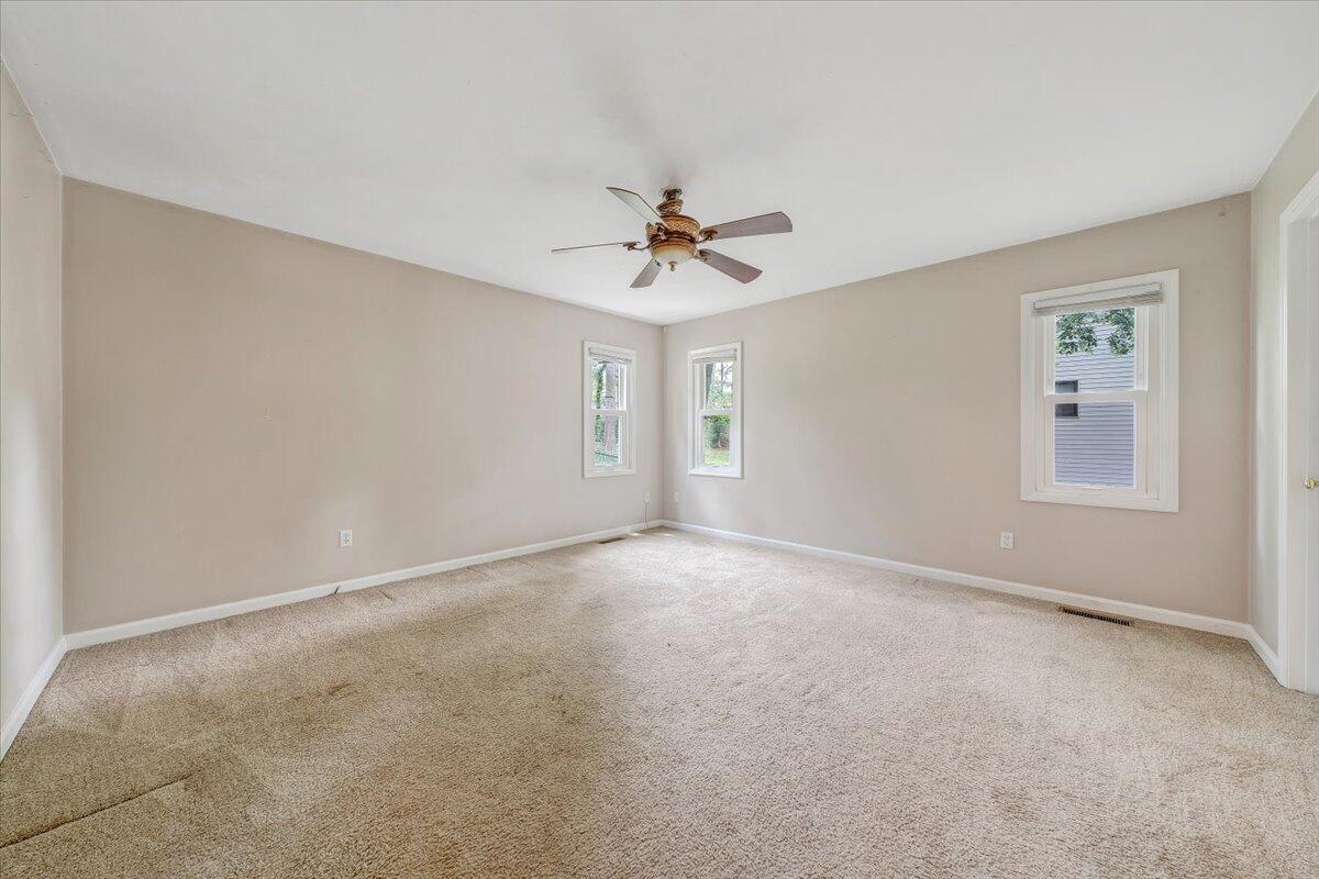 1894 Woodmere CT
