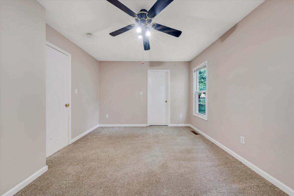 1894 Woodmere CT