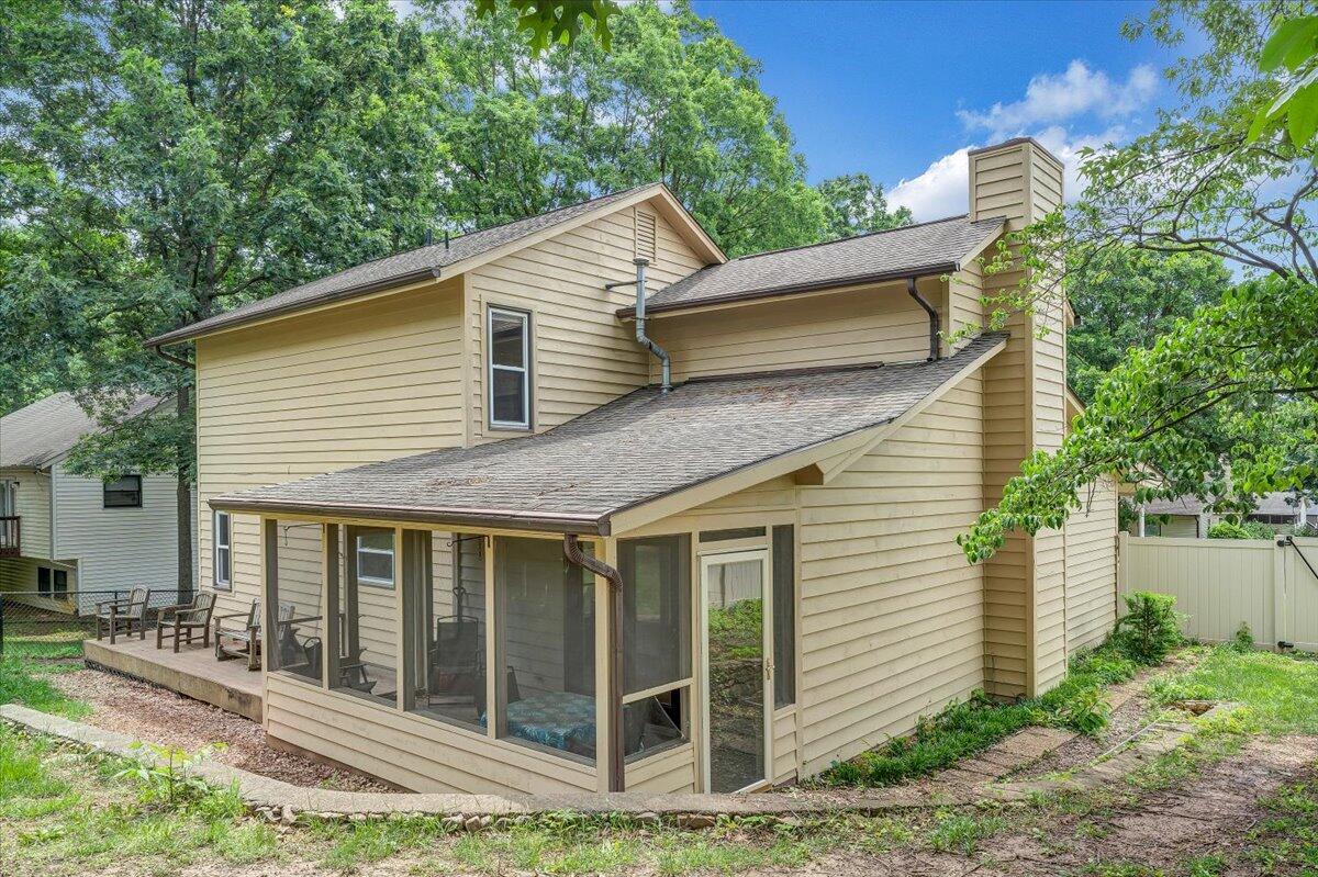 1894 Woodmere CT