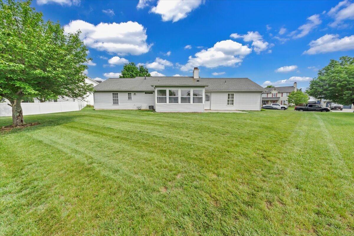 2420 Carlsbad CIR