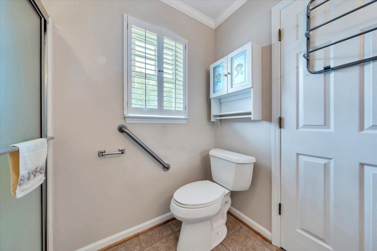 2420 Carlsbad CIR