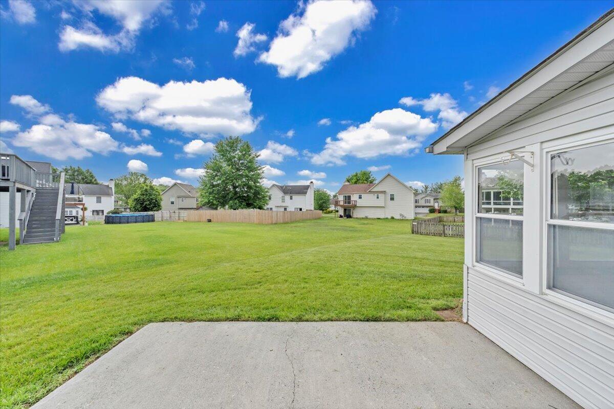 2420 Carlsbad CIR