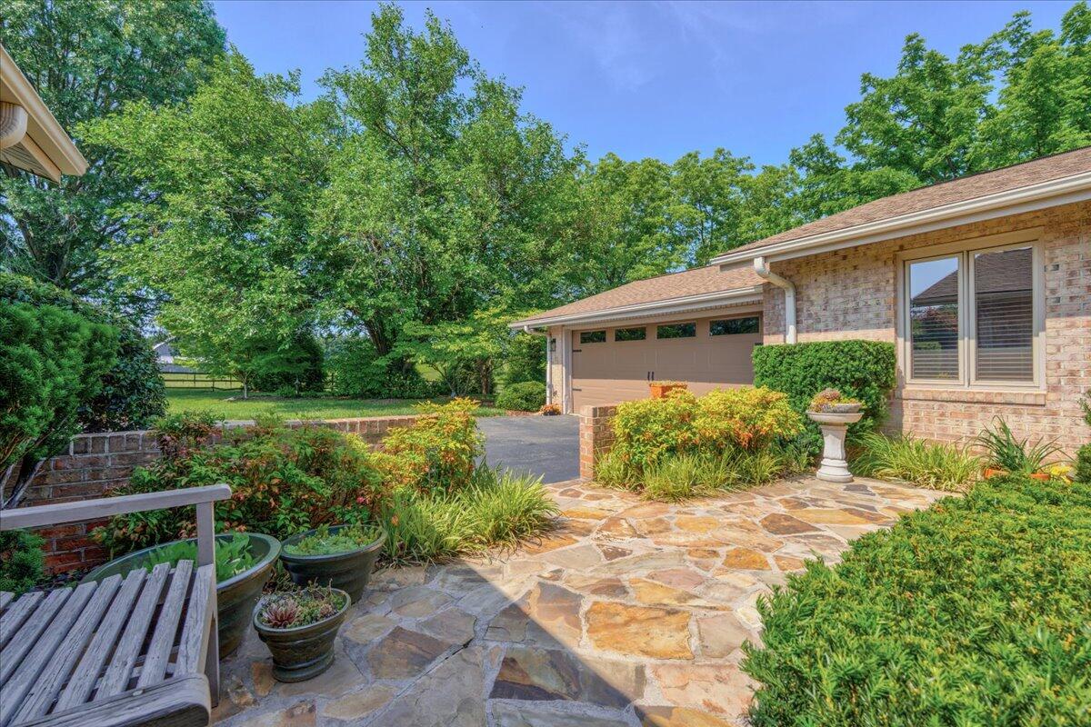 453 Wirtz RD
