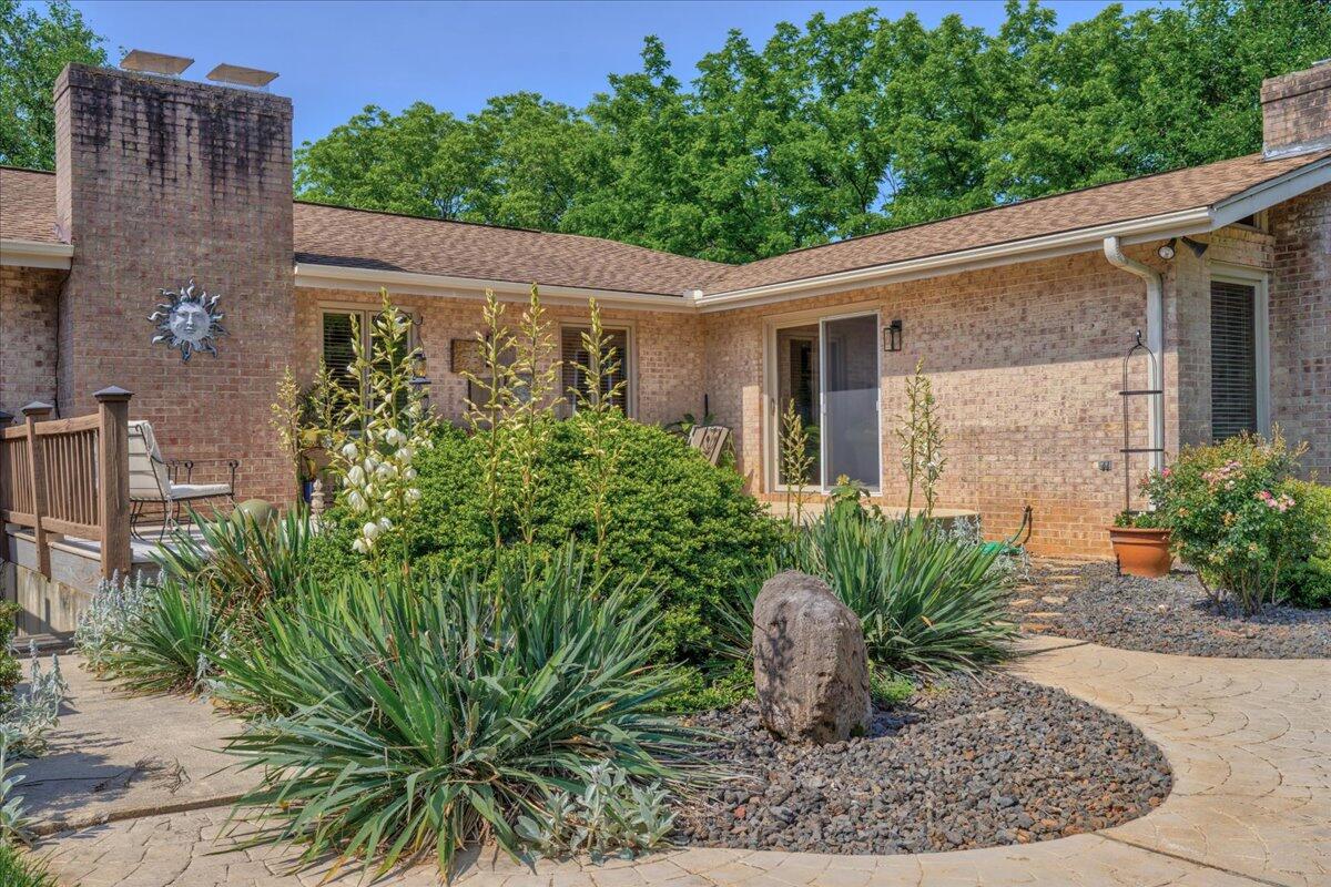 453 Wirtz RD