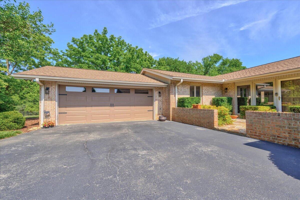 453 Wirtz RD