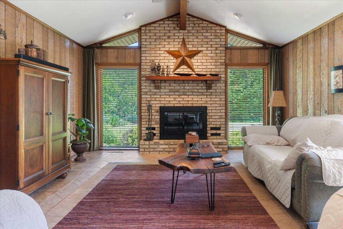 453 Wirtz RD