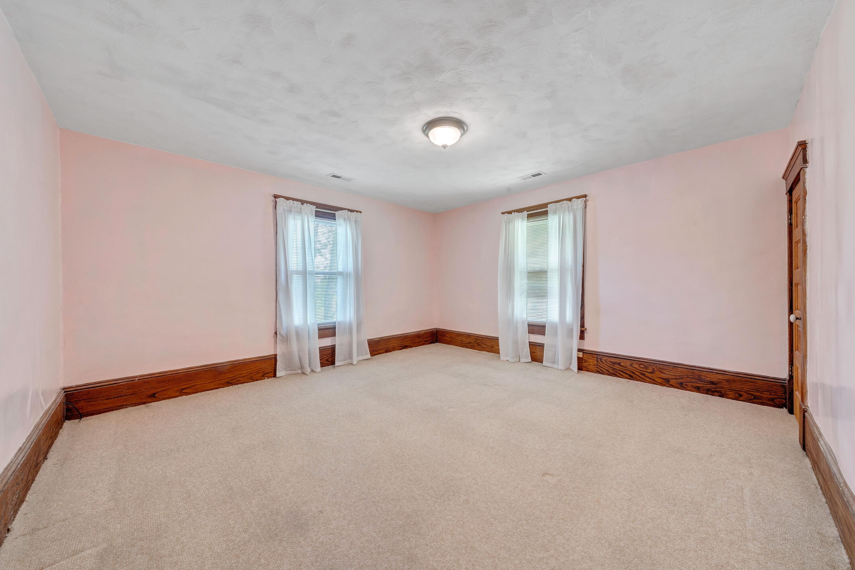 3759 Mill Iron RD